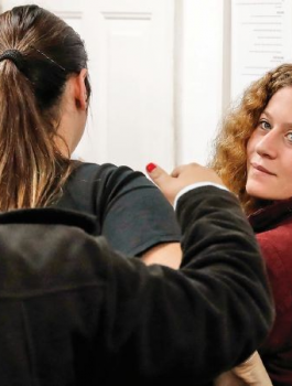 إسرائيل تفترض بأن عائلة عهد التميمي "غير حقيقة" وأنها استخدمت للدعاية الفلسطينية!