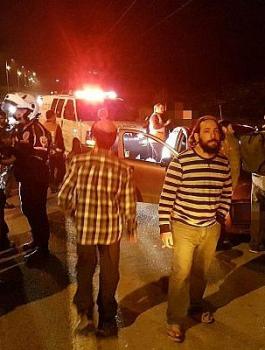 المستوطنون امام بلدة بيتا جنوب نابلس 