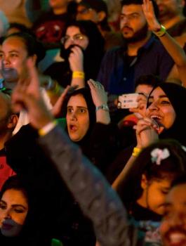 مصارعة نسائية في السعودية 