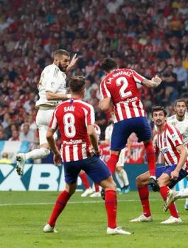 ريال  مدريد يتصدر الدوري الاسباني 