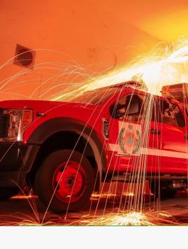 حريق في بنك فلسطين 