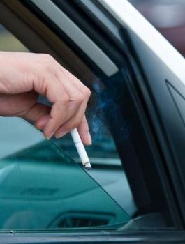 مخالفات لمي يرمي الاوساخ في الشوارع بنابلس 