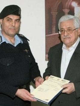 مدير الشرطة الفلسطينية: جادون في تعزيز الصورة الإيجابية لرجل الأمن