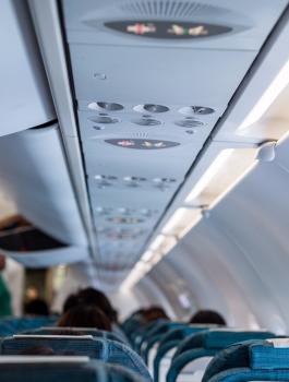 المثلث الأسود في الطائرة 