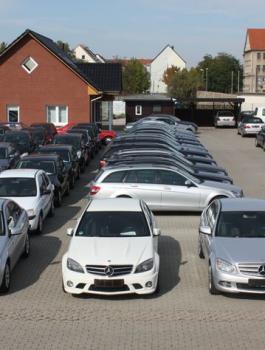 سوق مبيعات السيارات في فلسطين 