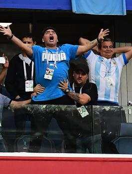  مارادونا في المونديال يكلف الفيفا 13 ألف دولار يومياً