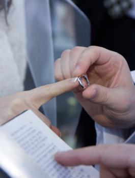 الطلاق في وقت حظر التجول 