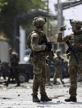 قتلى في صفوف الجيش الافغاني 