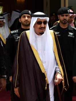 تعرف على كتيبة السيف الأجرب بالحرس الملكي السعودي