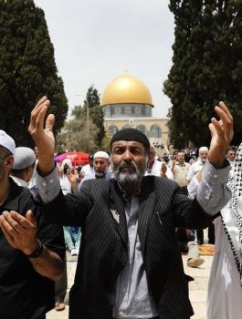 صلاة الجمعة في المسجد الأقصى برمضان 