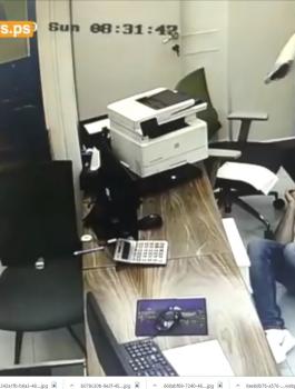 سرقة محل صرافة في طولكرم 