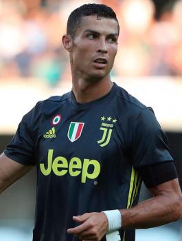 رونالدو لا يسجل اهدافا مع يوفنتوس 