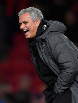 مورينيو يقنع نجم ريال مدريد بالانضمام إلى مانشستر يونايتد