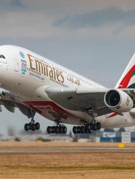 المسافرين عبر مطار دبي 