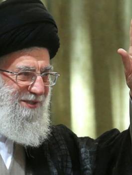خامنئي يدعو الى تحرير فلسطين 
