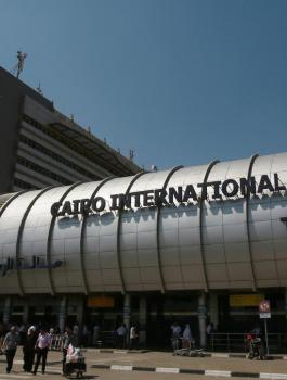 مصر تمنح المقيمين بالإمارات ودول أخرى تأشيرات فورية