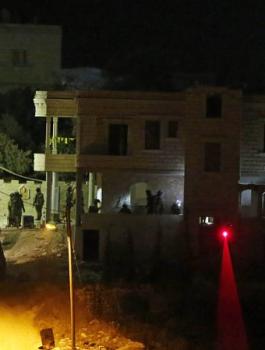 الاحتلال يبحث عن منفذ عملية بركان 