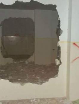 هدم منزل الاسير عليوي 