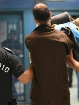 اضرب الأسرى في سجون الاحتلال  