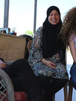 اعتقال والدة عهد التميمي 