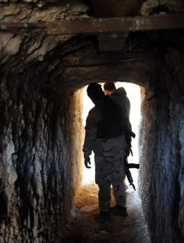 ضابط كبير في جيش الاحتلال يكشف تفاصيل مثيرة عن استهداف النفق