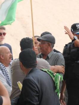 الخان الاحمر 