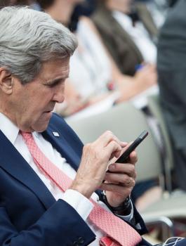 وزير الخارجية الأمريكي السابق: رفض الكونغرس للاتفاق النووي مع إيران خطير للغاية