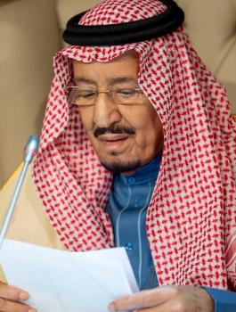 الملك سلمان والسعودية وفيروس كورونا 