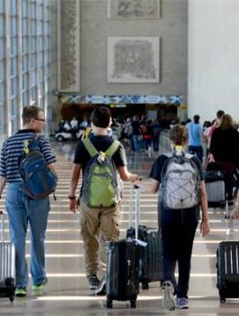 احتجاز سياح بين اسرائيل واوكرانيا 