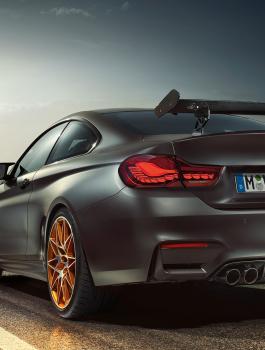  أسرع سيارة تنتجها  