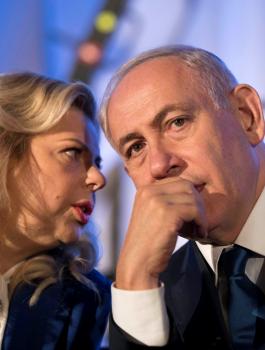 الشرطة الاسرائيلية تحقق الجمعة مع نتنياهو وزوجته في قضايا فساد