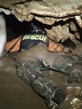 أطفال الكهف في تايلند