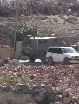 هدم في بيت عوا 