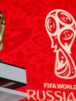 عربي وحيد في التشكيلة المثالية لدور المجموعات