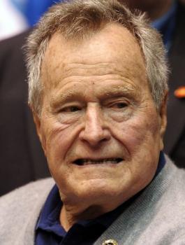 جورج بوش الاب 