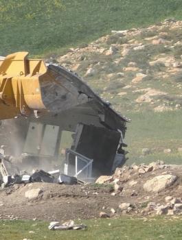 هدم في الخليل  