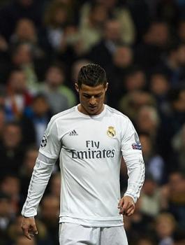 رونالدو وجماهير ريال مدريد 