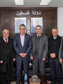 وزارة الاوقاف والضابطة الجمركية 