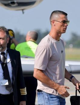 رونالدو يصل ايطاليا 