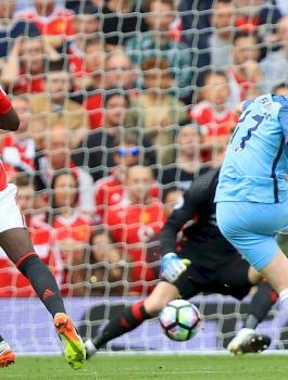 web-KDB-scores-the-first-goal-of-the-game-PA-28589115