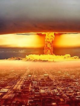 العالم يقترب من كارثة نووية