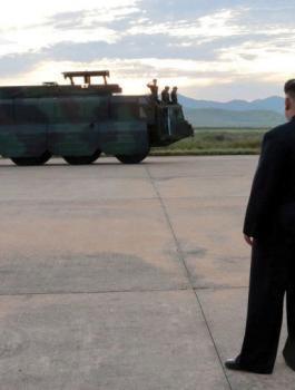 كوريا الشمالية تحضر صواريخا باليستية أكثر تطورا