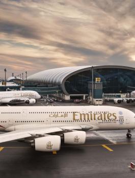 إحباط تفجير طائرة إماراتية كان على متنها 400 راكب