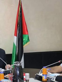 الدفاع المدني والزلازل 
