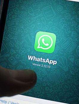 الابتزاز عبر واتساب 