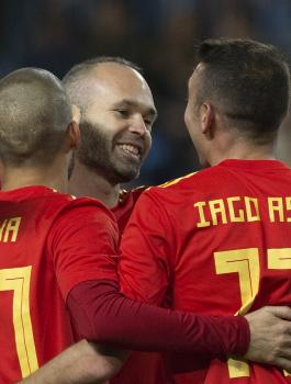 المدرب الاسباني يعلن قائمة المونديال والتي تخلو من موراتا وبيدرو