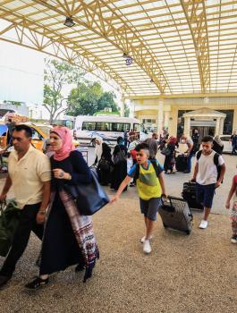 معبر الكرامة 