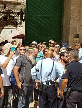 مسيرة للمستوطنين في الاقصى 