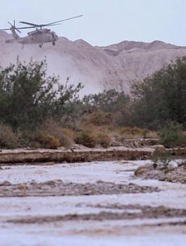 السيول في البحر الميت 