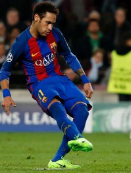 نيمار وعقوبات على برشلونة 